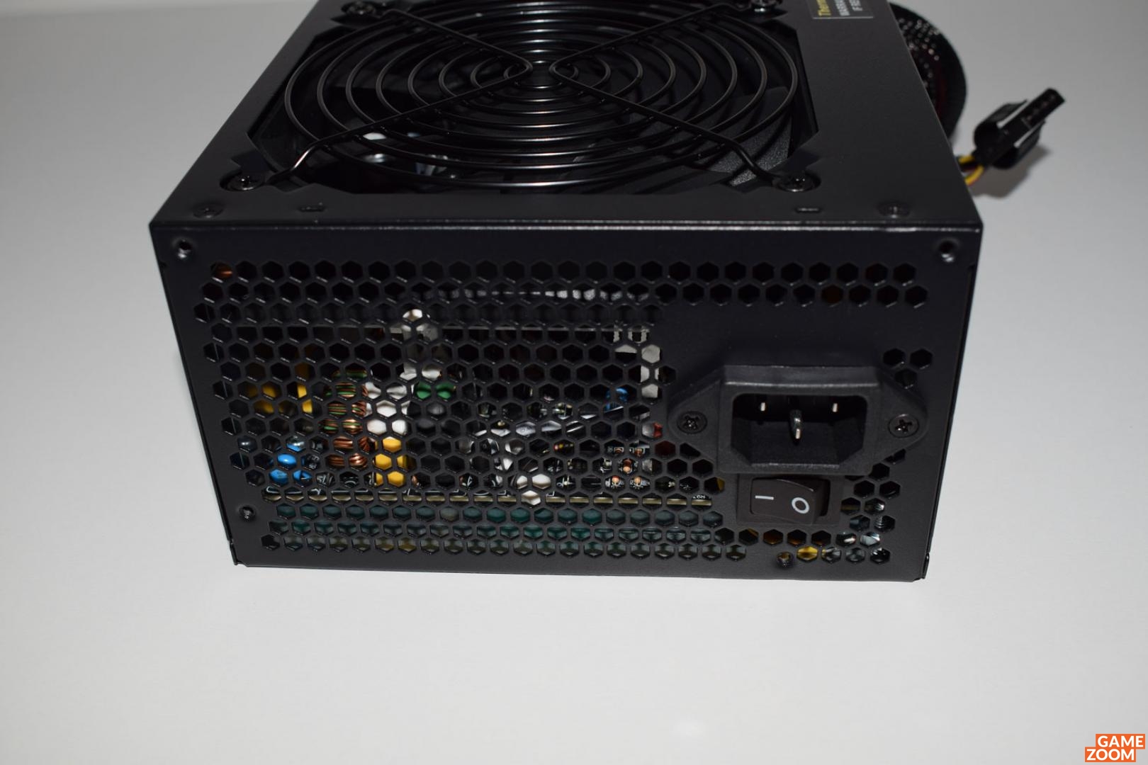 Блок питания thermaltake tr2 s 700w trs 0700p 2 обзор